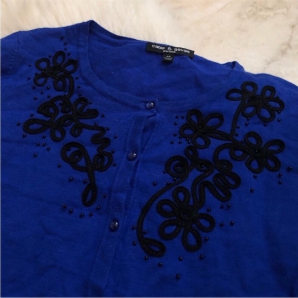 Cable & Gauge Lace Embroidered Cardigan - Picture 2 of 6